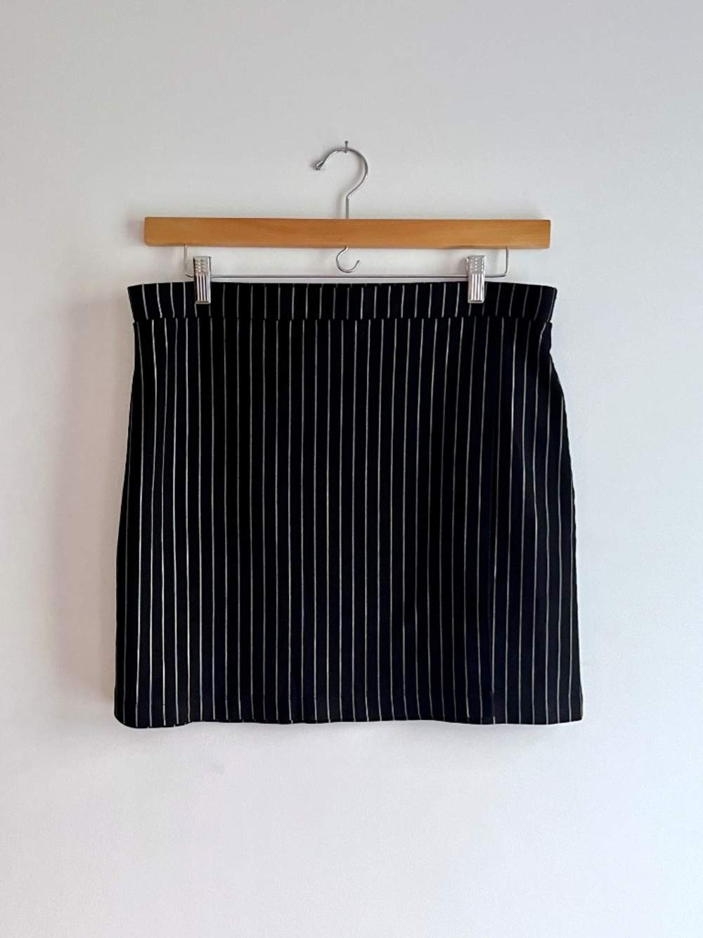 Made in Canada pinstripe mini wrap skirt - Size 2XL